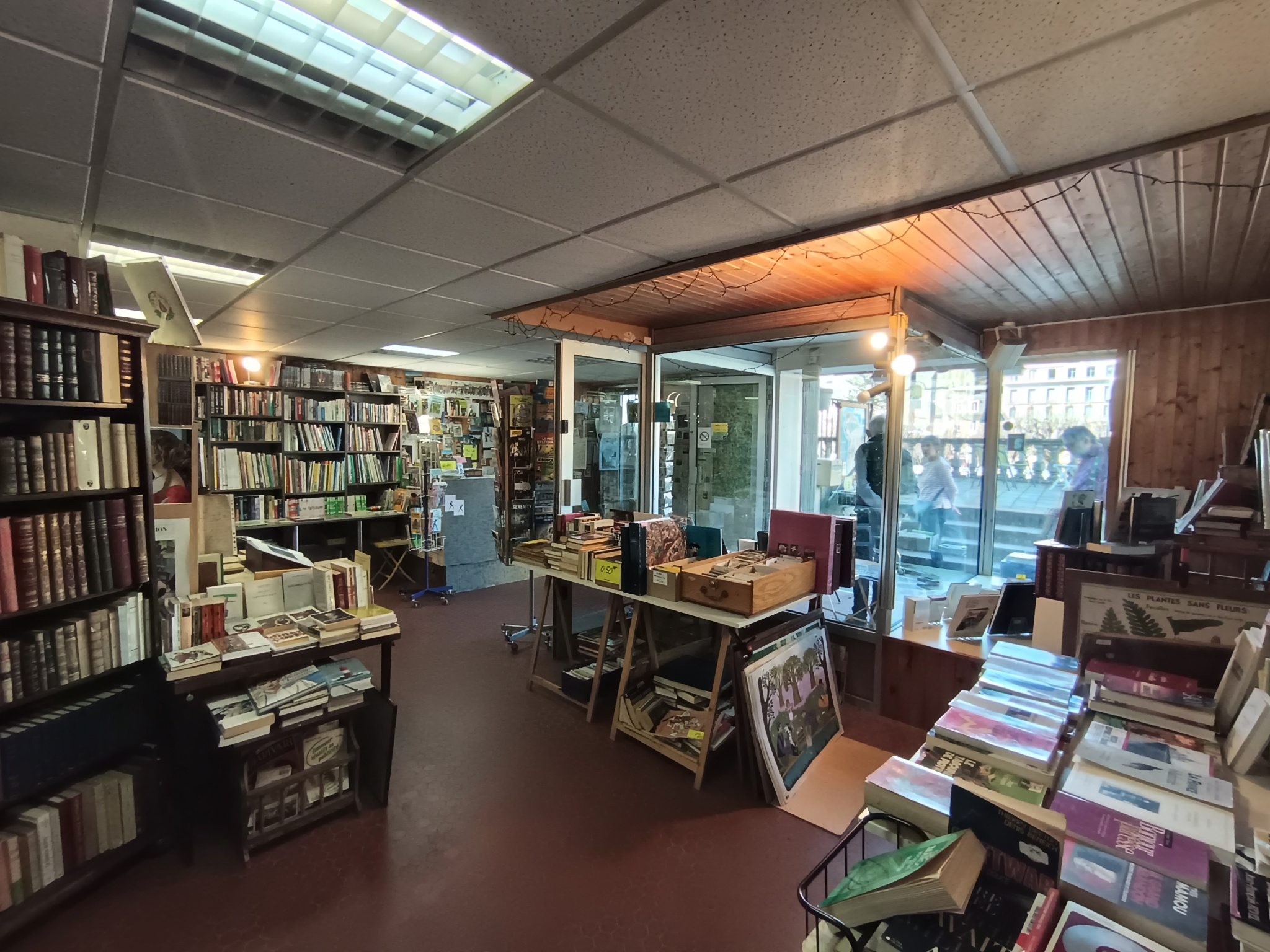 Local commercial à vendre à La bourboule, 159 m² – photo 2 sur 5