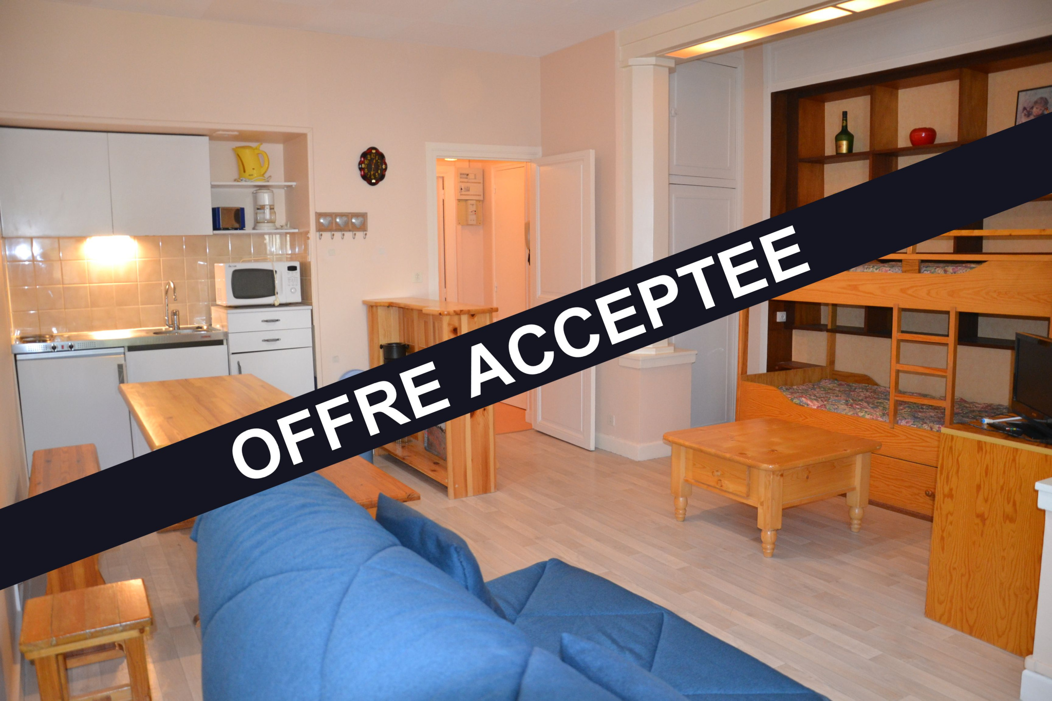 Appartement à vendre à La bourboule, 35 m², 1 pièce – photo 1 sur 8
